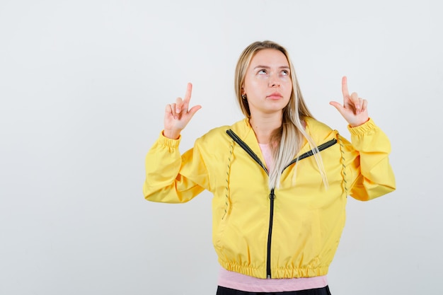 Jak podbudować swoją pewność siebie w relacjach z innymi?