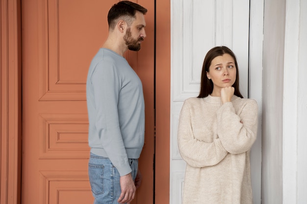 Jak się nie załamać po rozstaniu i odbudować siłę psychiczną?