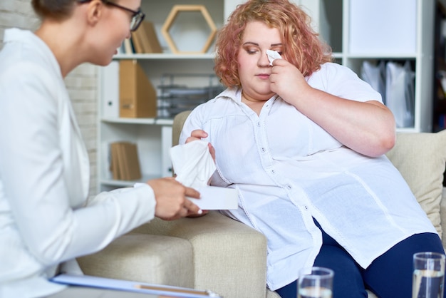 Czy psycholog może zdiagnozować depresję bez skierowania do psychiatry?