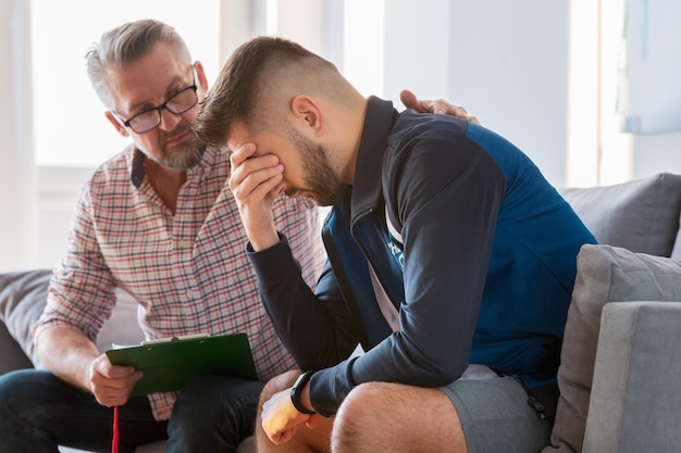Jak przeżyć żałobę po stracie męża i odnaleźć siłę do dalszego życia?
